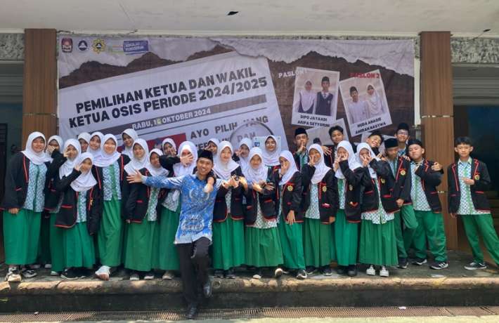Pemilihan Ketua Osis SMP IT AL-MADINAH
