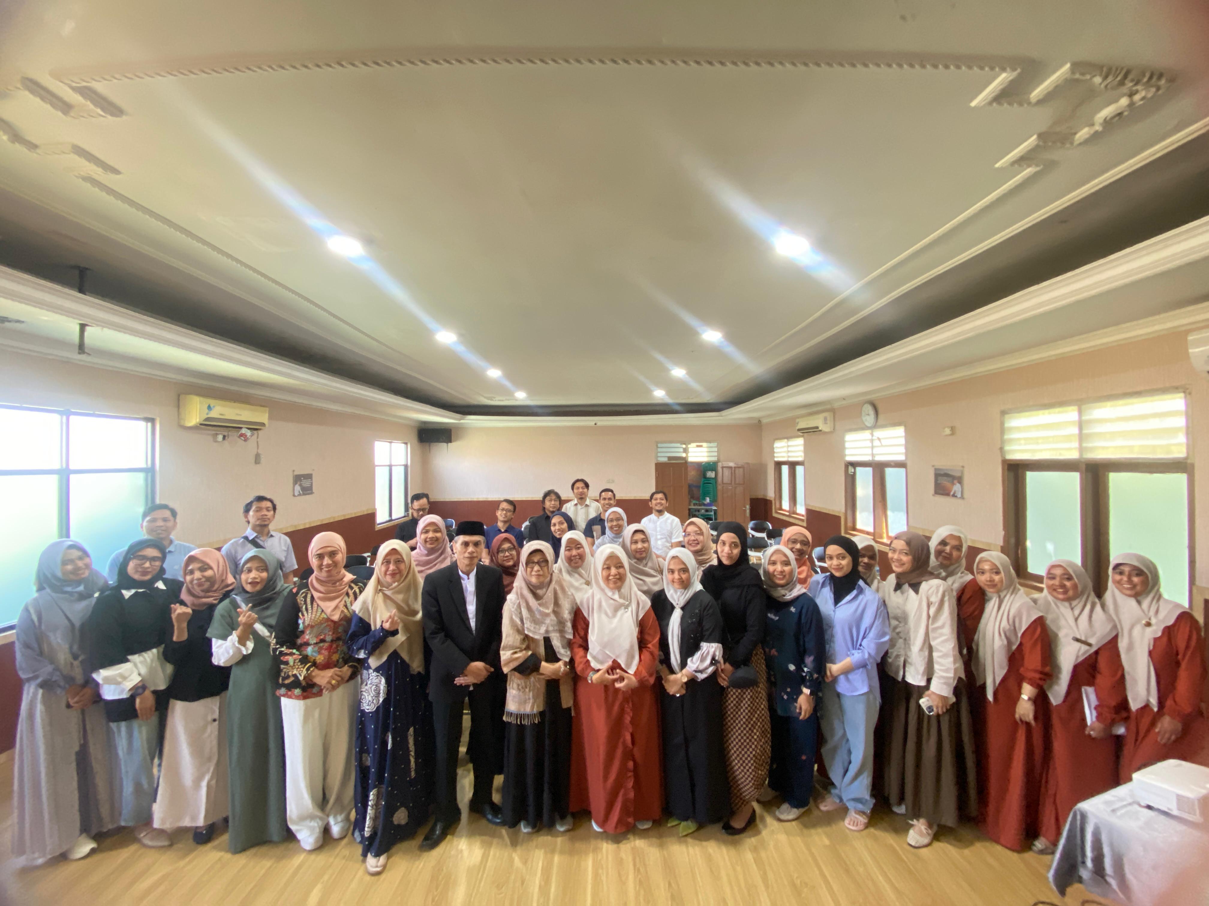 Acara Seminar Parenting : Membersamai Tumbuh Kembang Anak dengan Cinta dan Kolaborasi