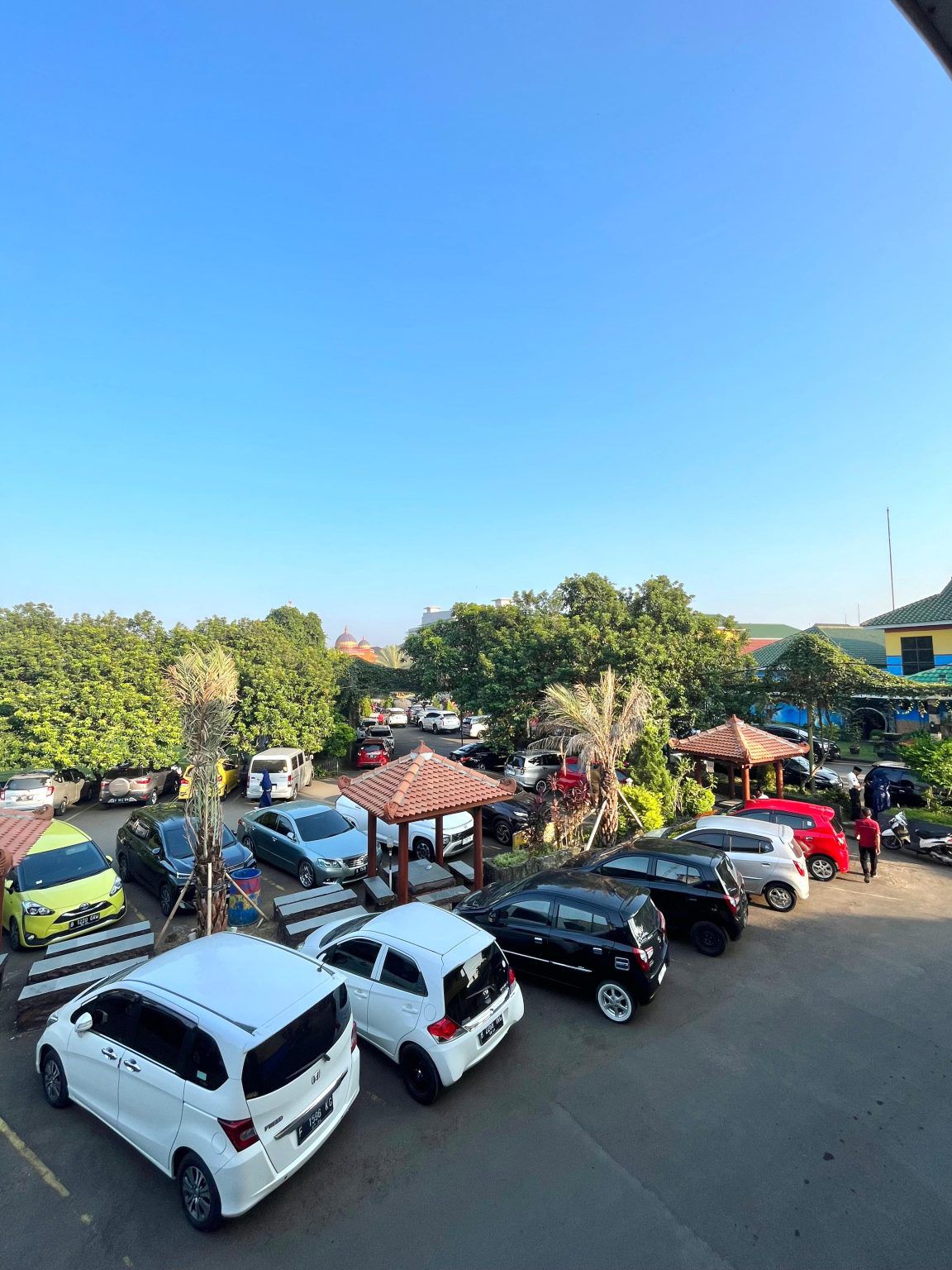 Area Parkir luas