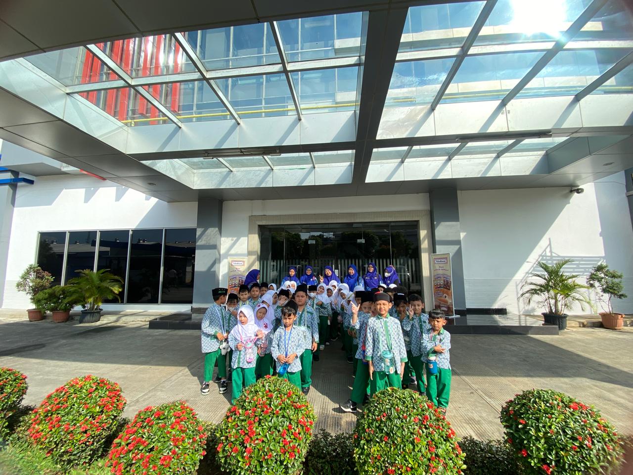 Outing Class Prime Bread