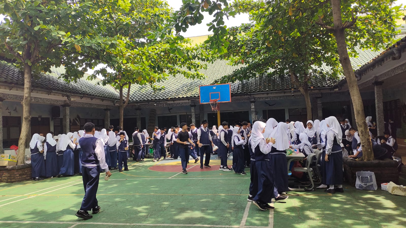 Program PJBL Kewirausahaan Siswa Kelas 9 SMP IT Al-Madinah Membangun Generasi yang Mandiri