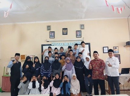 Sekolah yang Lulusannya Wajib Hafal Juz 30