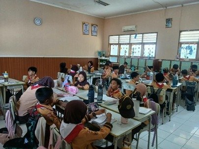 Menumbuhkan Sikap Toleransi melalui Kegiatan Kerja Kelompok