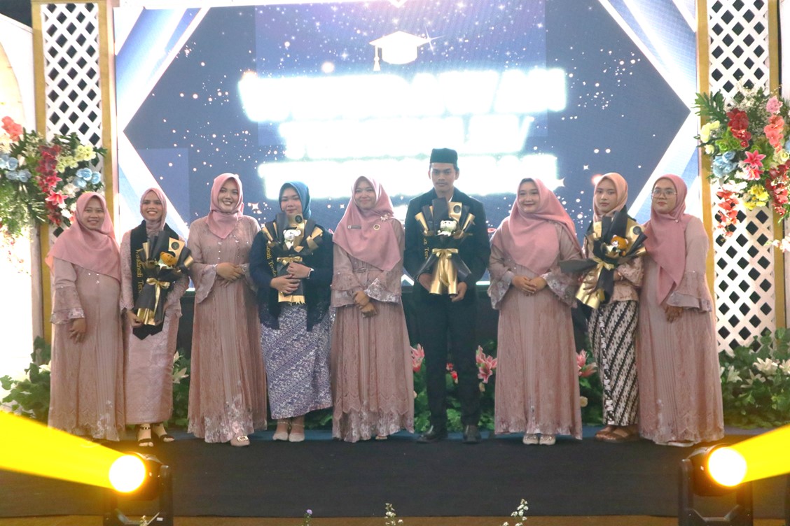 Harmoni Perpisahan di Sekolah Al Madinah: Mengukir Jejak Kenangan dan Merajut Masa Depan