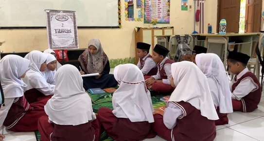 Mengembangkan Minat Belajar Al-Quran dengan Metode Tilawati  Di SDIT Al-Madinah
