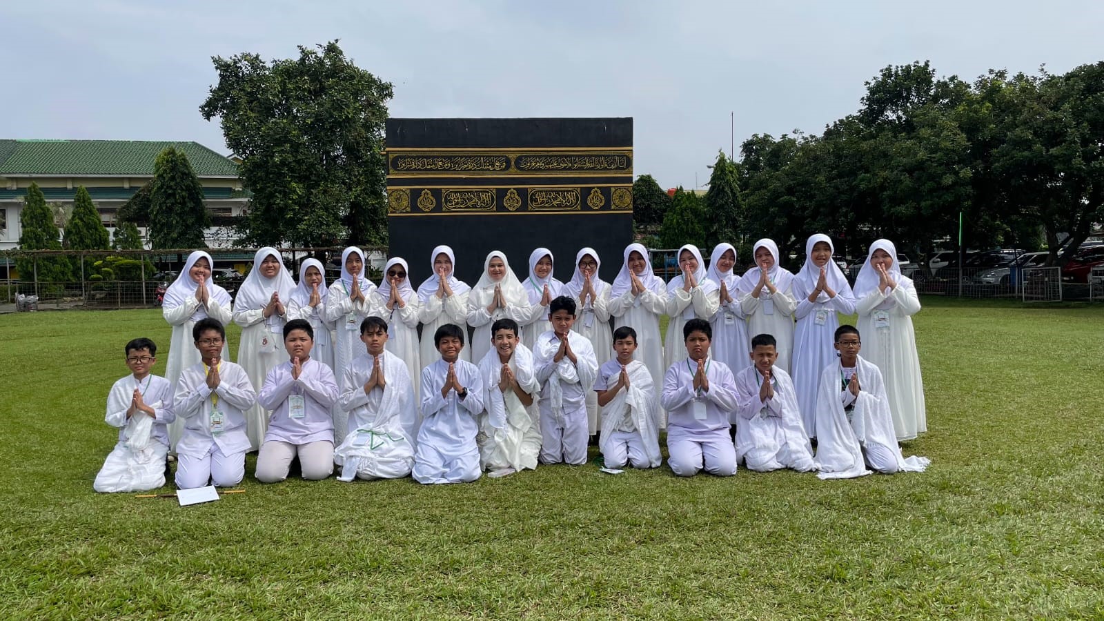 MANASIK HAJI SMP IT AL MADINAH