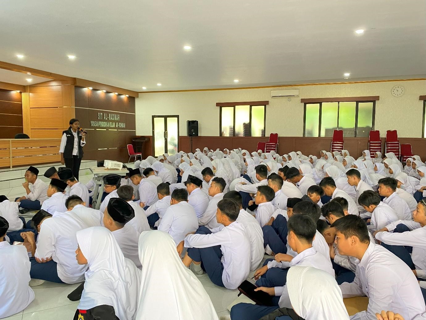 BIMBINGAN KONSELING SMP IT ALMADINAH KELAS 9 “PERGAULAN REMAJA”