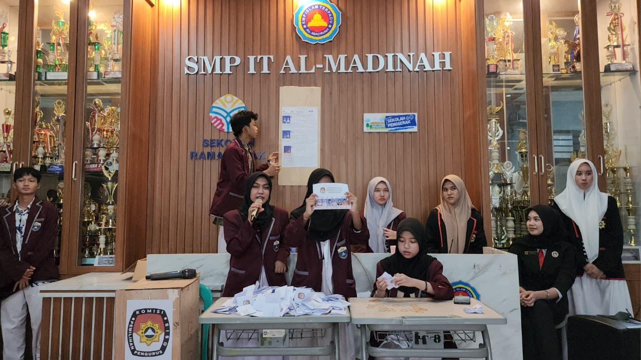 Wujud Nilai Demokrasi di Sekolah Islami Melalui Pemilos 2025/2026