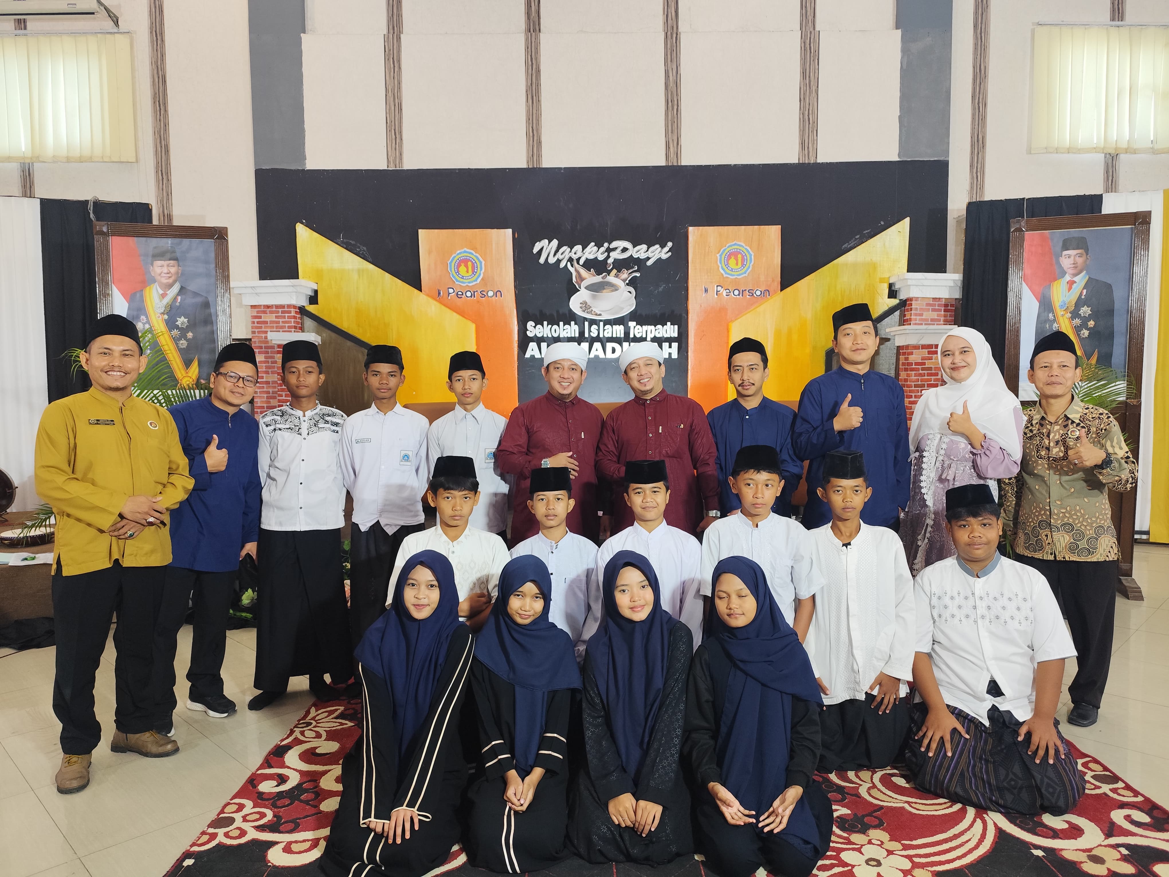 Pengajian Bulanan SIT Al Madinah Mendidik dengan Iman, Mengasuh dengan Teladan