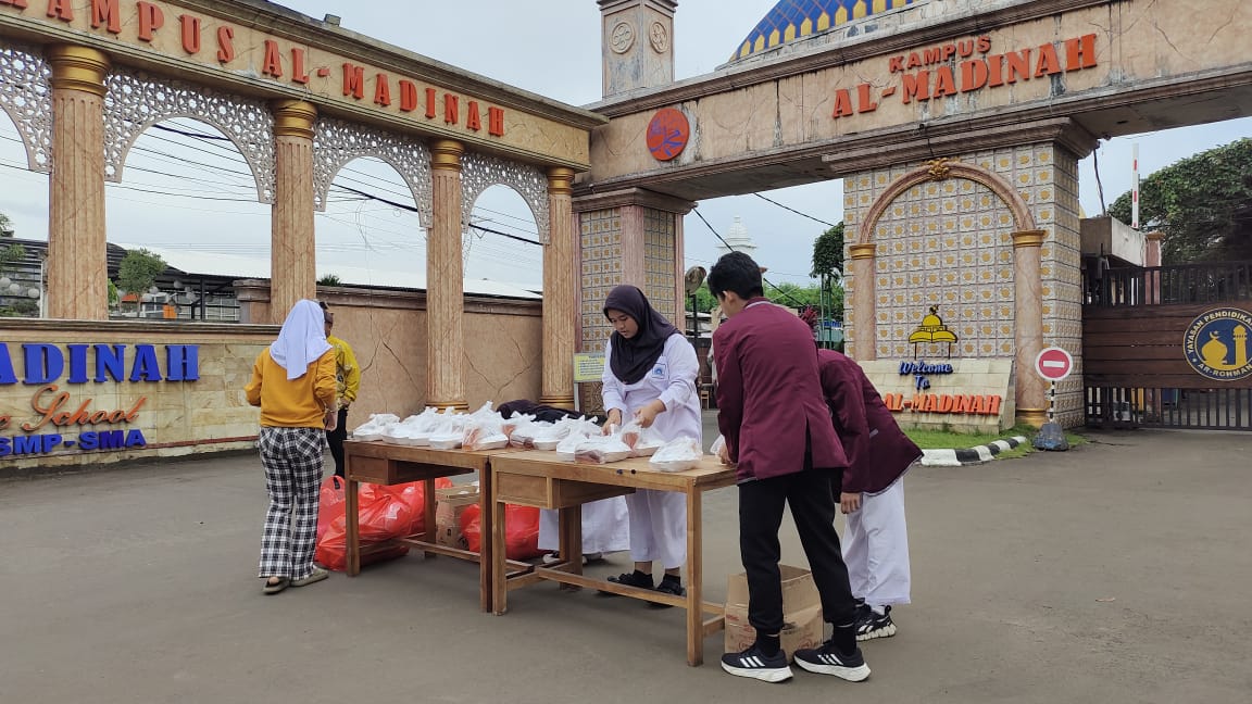 Takjil On The Road