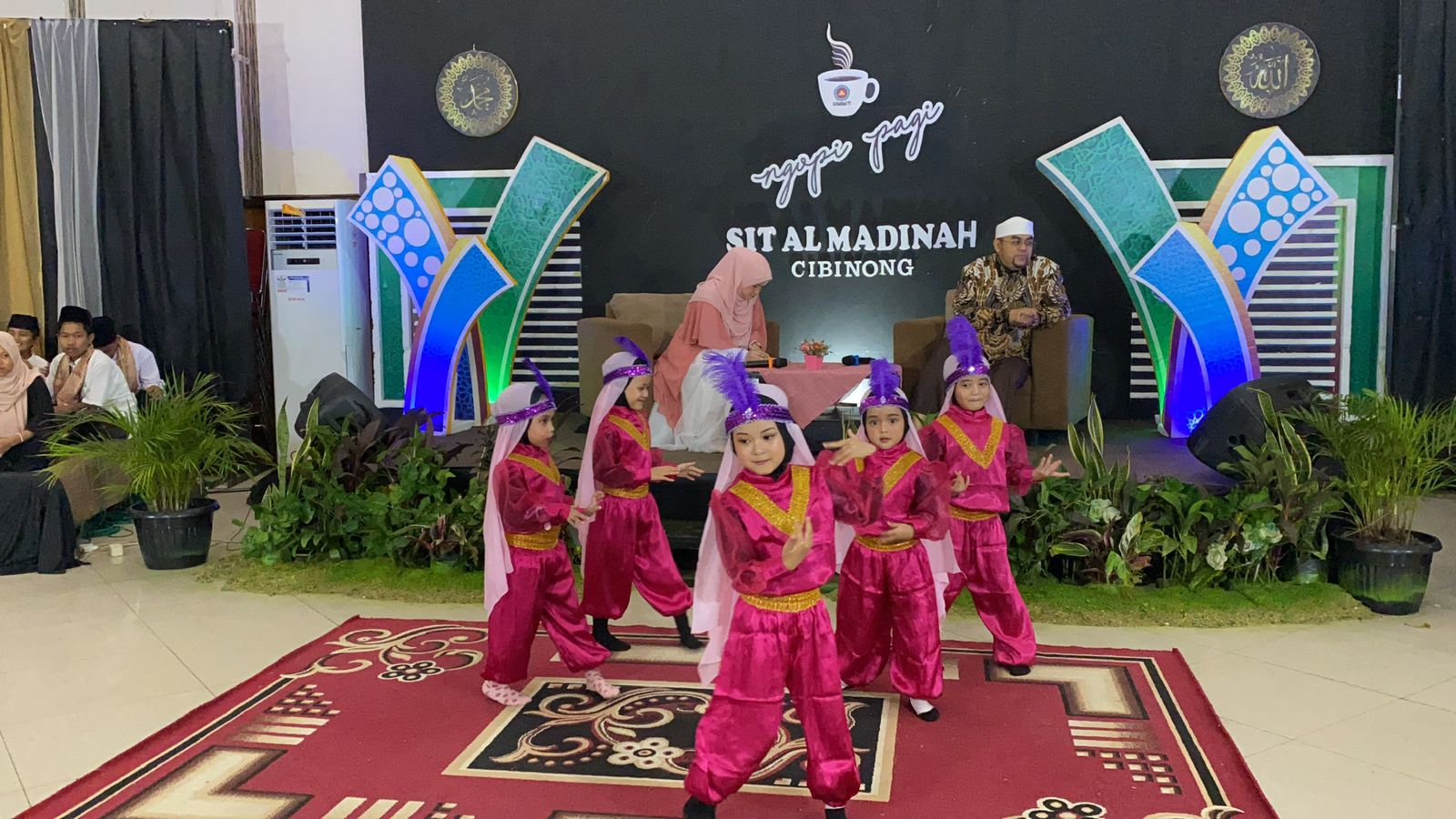 Menari